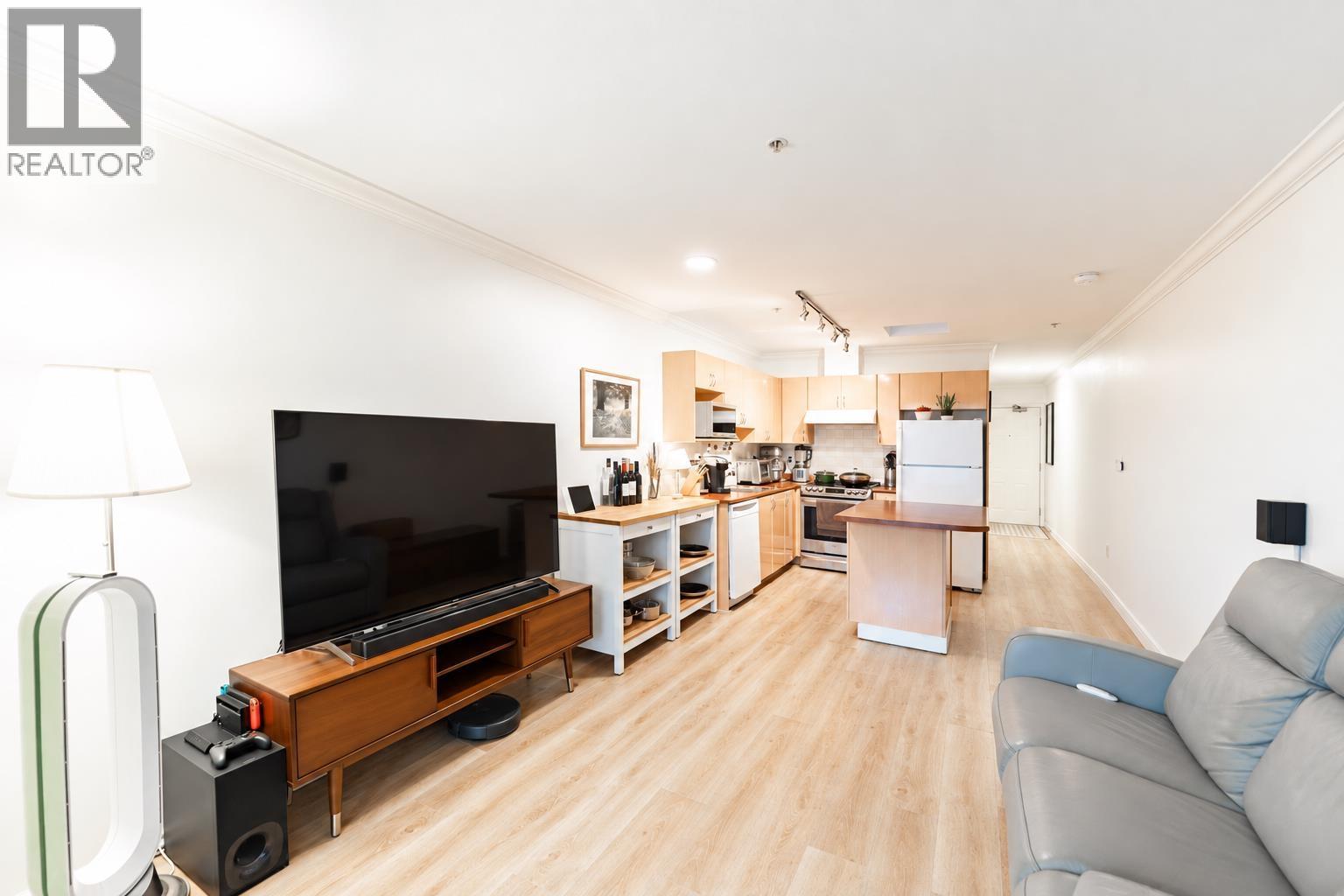 406 5629 Dunbar Street, Vancouver, British Columbia V6N 1W5 - Photo 2 - R3168937