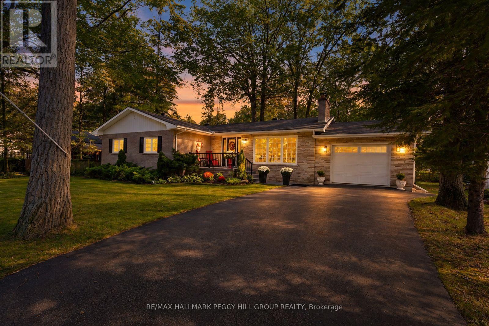 9 Cabell Road, Tiny, Ontario  L0L 1P1 - Photo 2 - S13851652