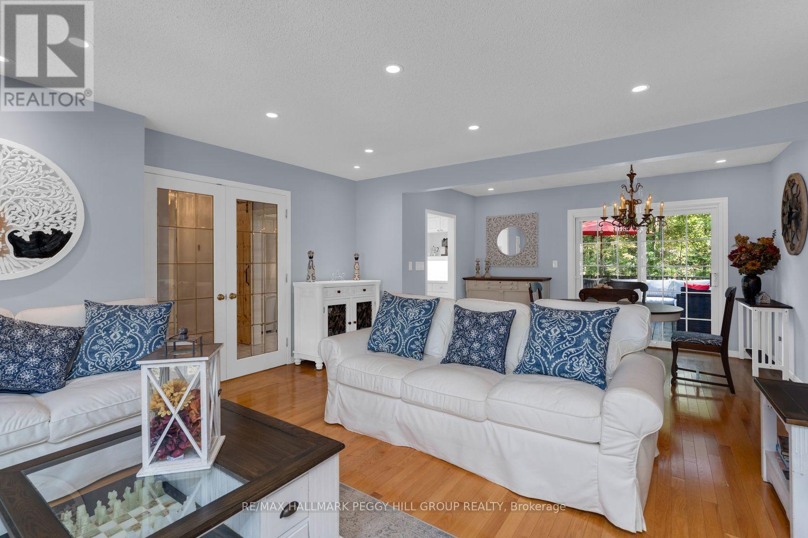 9 Cabell Road, Tiny, Ontario  L0L 1P1 - Photo 12 - S13851652