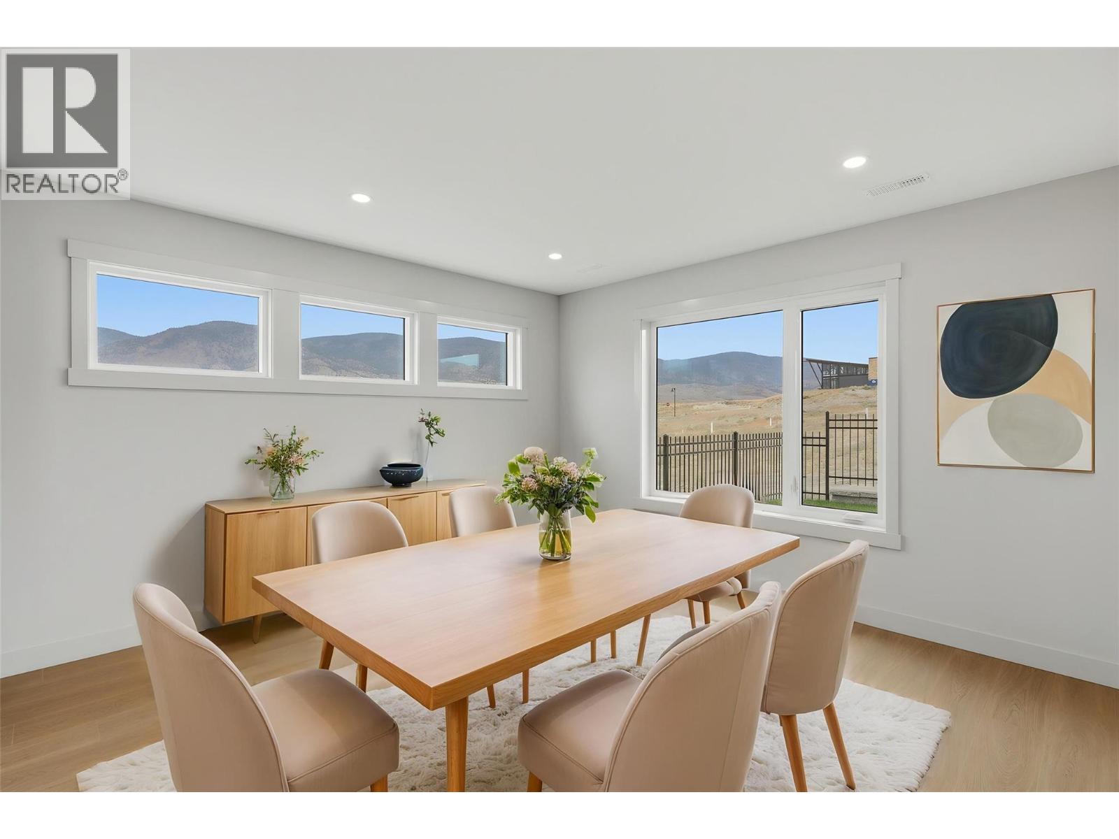 38 RUE CHEVAL NOIR Unit# 411