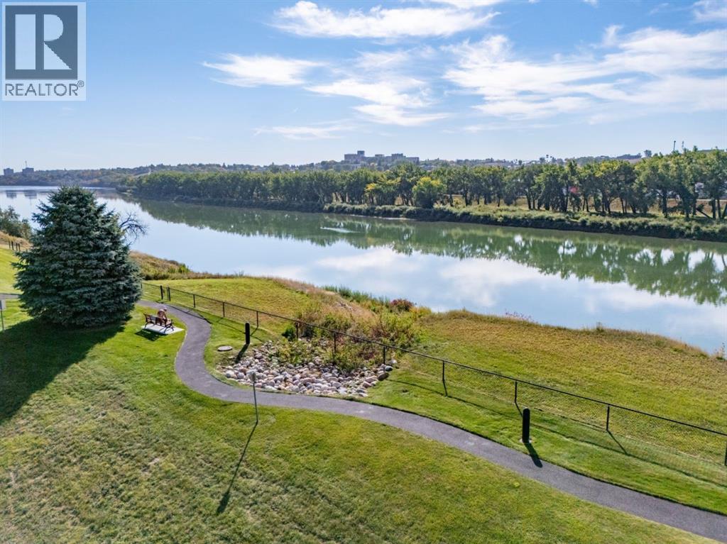 305, 29 River Ridge Drive NW