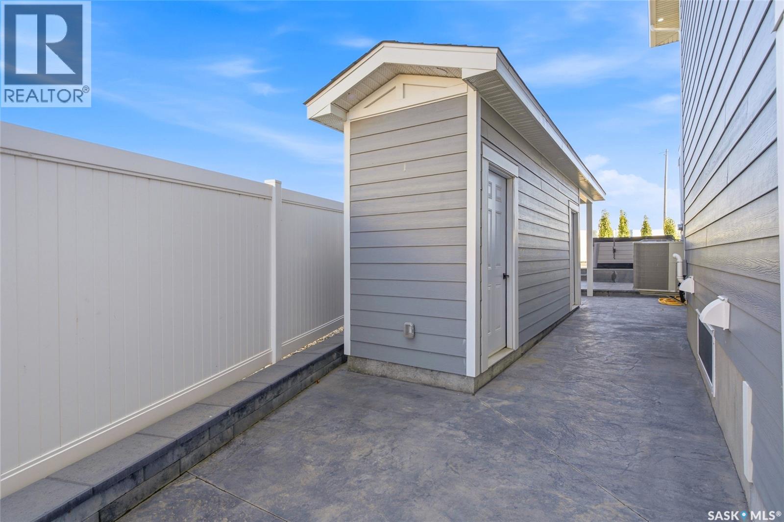 464 Woolf Bend, Saskatoon, Saskatchewan  S7W 1E4 - Photo 93 - SK050211