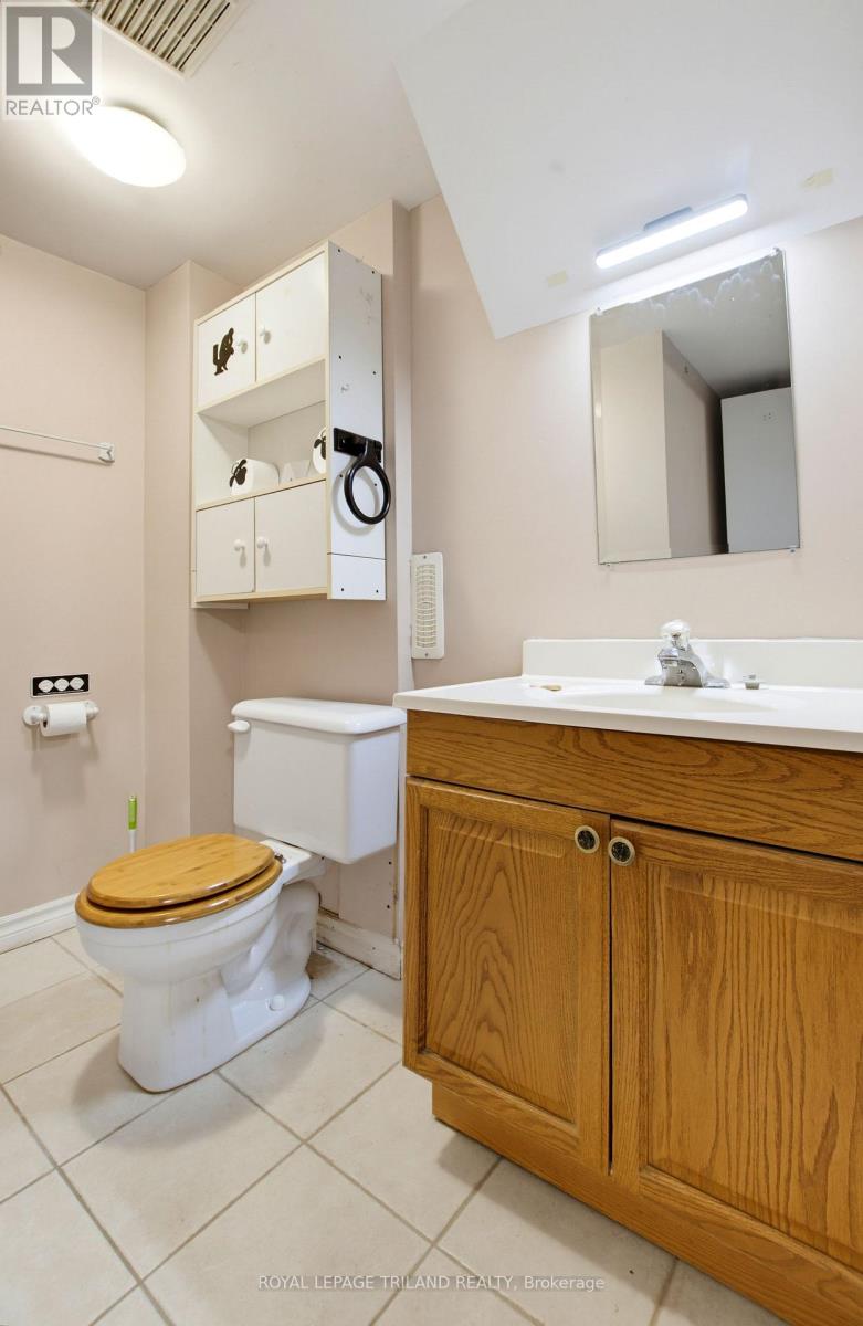 70 Homan Street, London East, Ontario  N5Z 1A8 - Photo 29 - X13856478