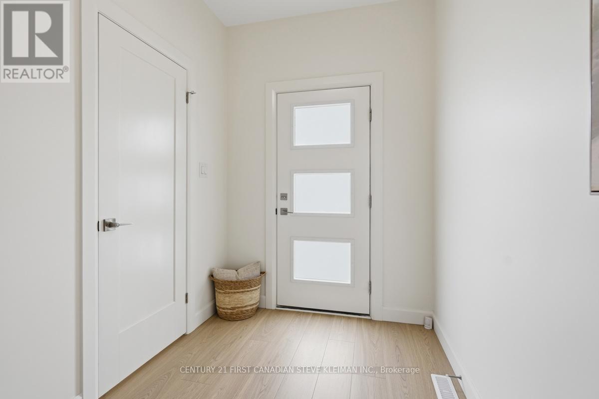 104 - 2840 Buroak Drive, London North, Ontario N6H 0L8 - Photo 6 - X13856550
