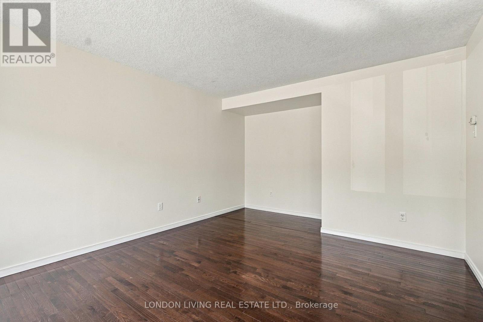 31 - 1625 Purser Street, London East, Ontario  N5V 0A7 - Photo 11 - X13856592