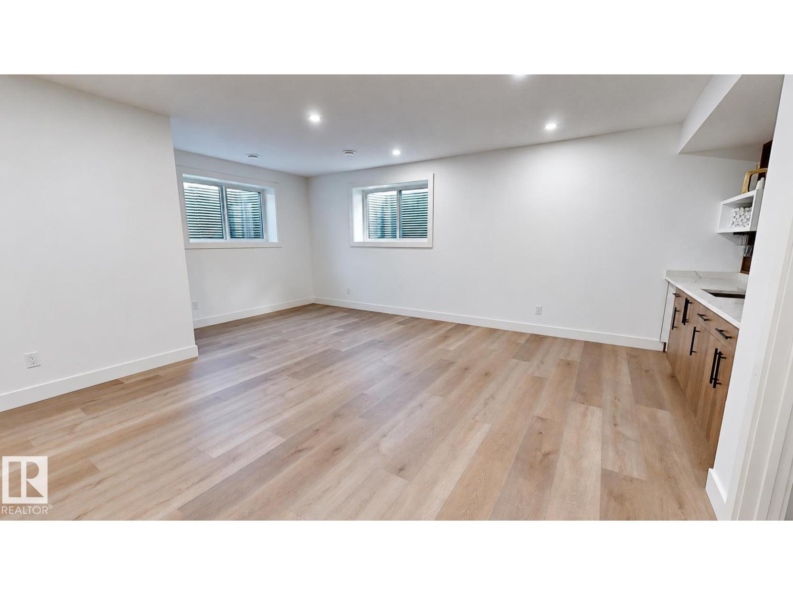20 53214 Range RD 13