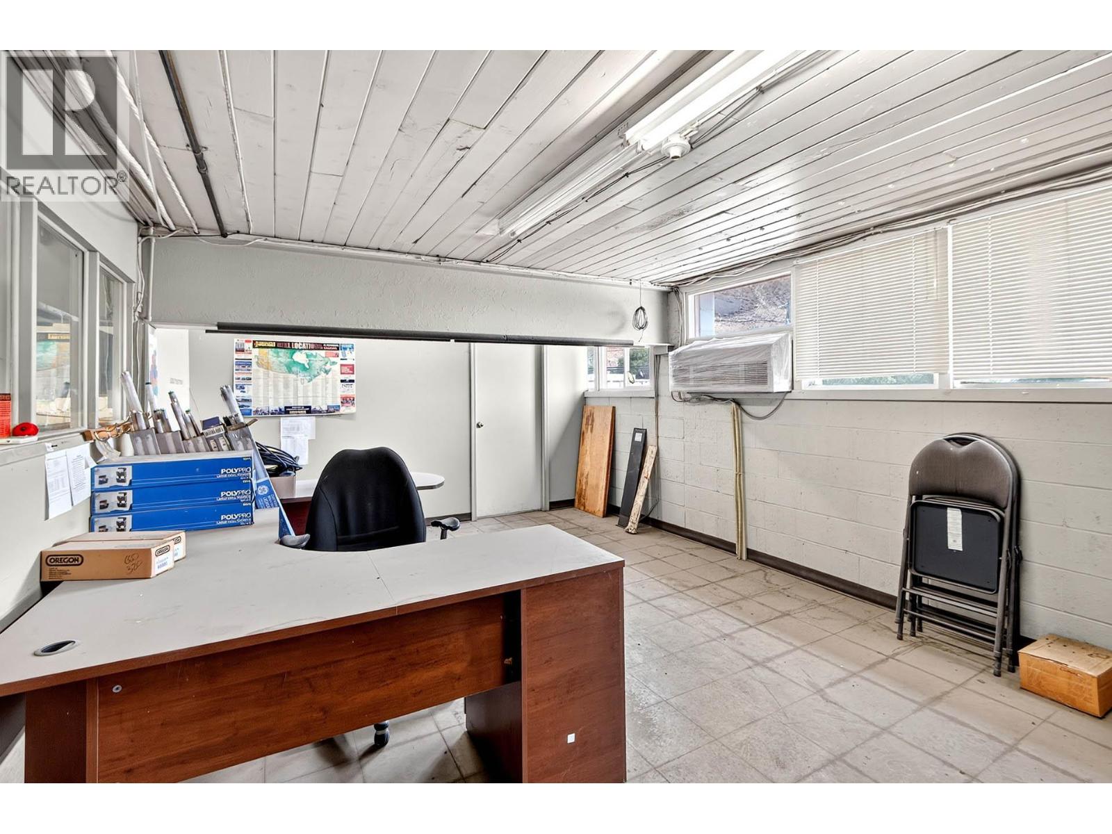 728 Tagish Street, Kamloops, British Columbia  V2H 1B7 - Photo 48 - 10402489