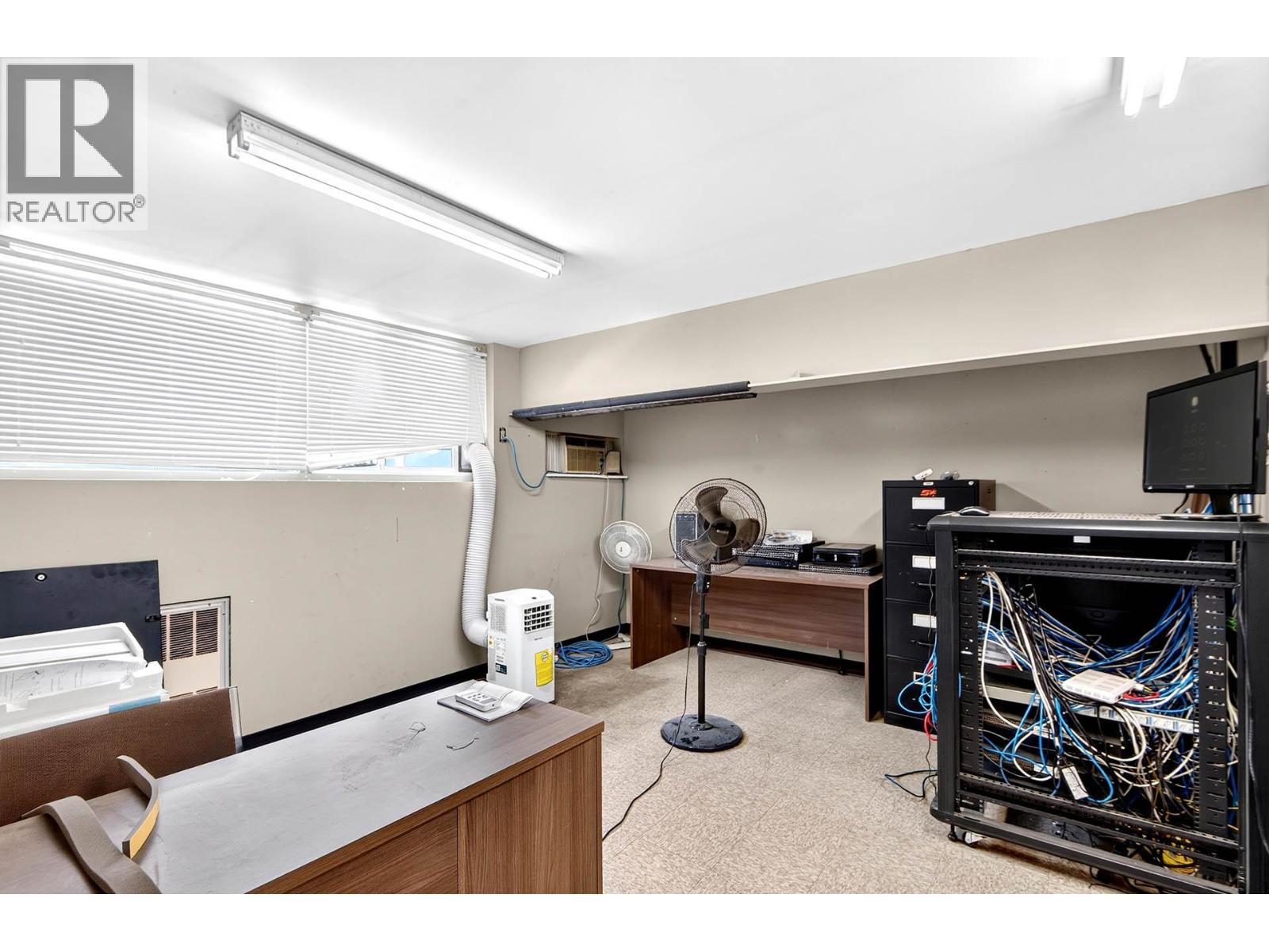 728 Tagish Street, Kamloops, British Columbia  V2H 1B7 - Photo 59 - 10402489