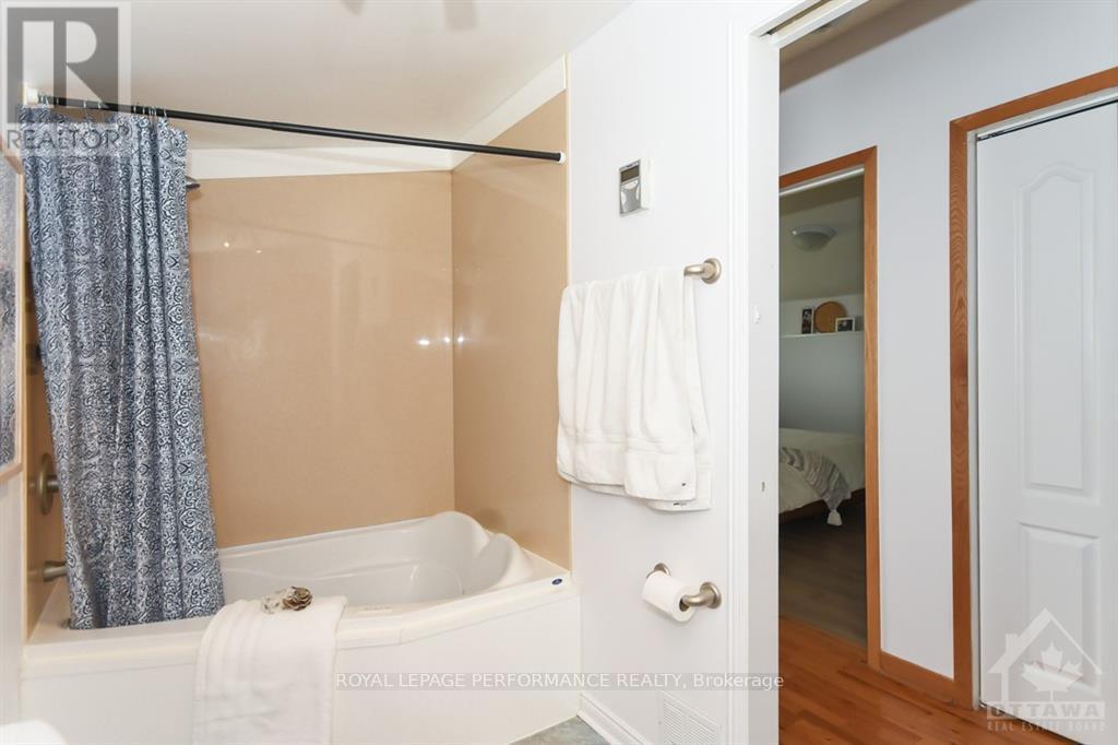 85 Crownhill Street, Ottawa, Ontario  K1J 6W9 - Photo 17 - X13856604