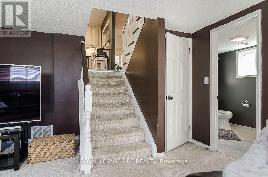 7979 Oakridge Drive, Niagara Falls, Ontario  L2H 2W1 - Photo 23 - X13856656