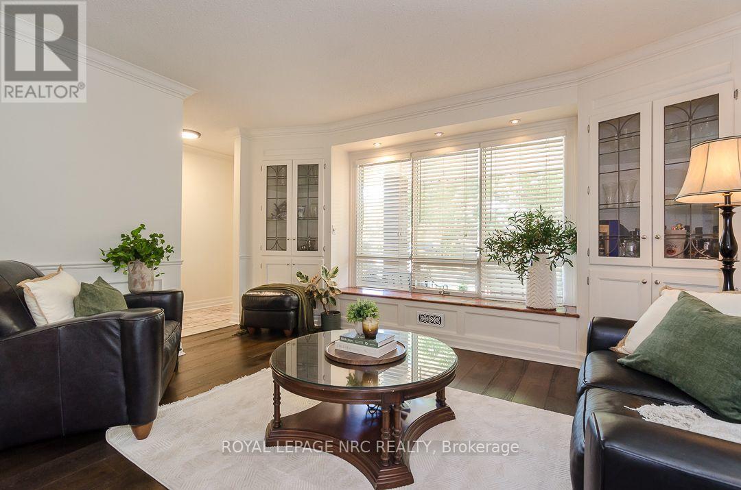 7979 Oakridge Drive, Niagara Falls, Ontario  L2H 2W1 - Photo 7 - X13856656