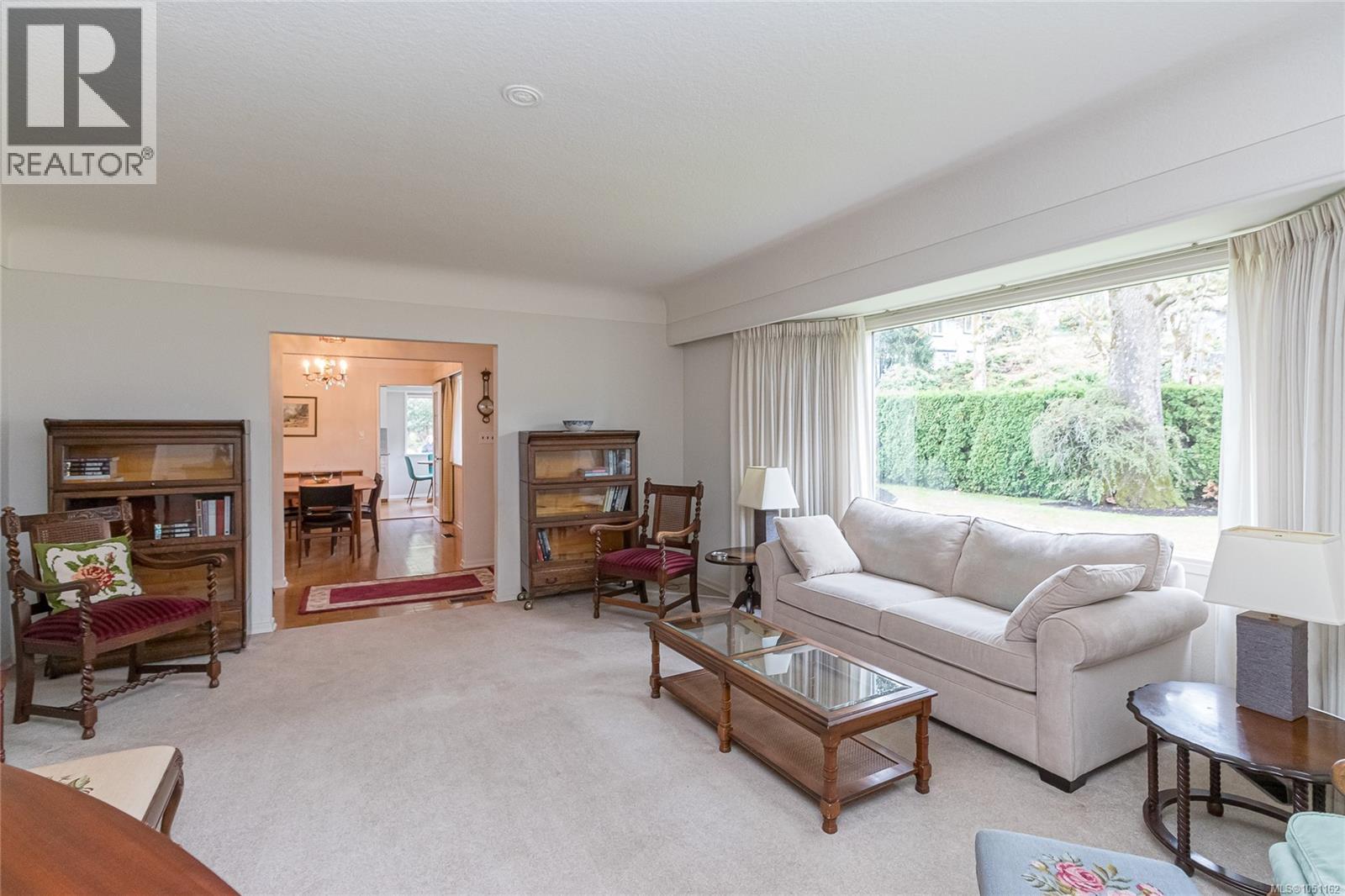 1280 Tracksell Ave