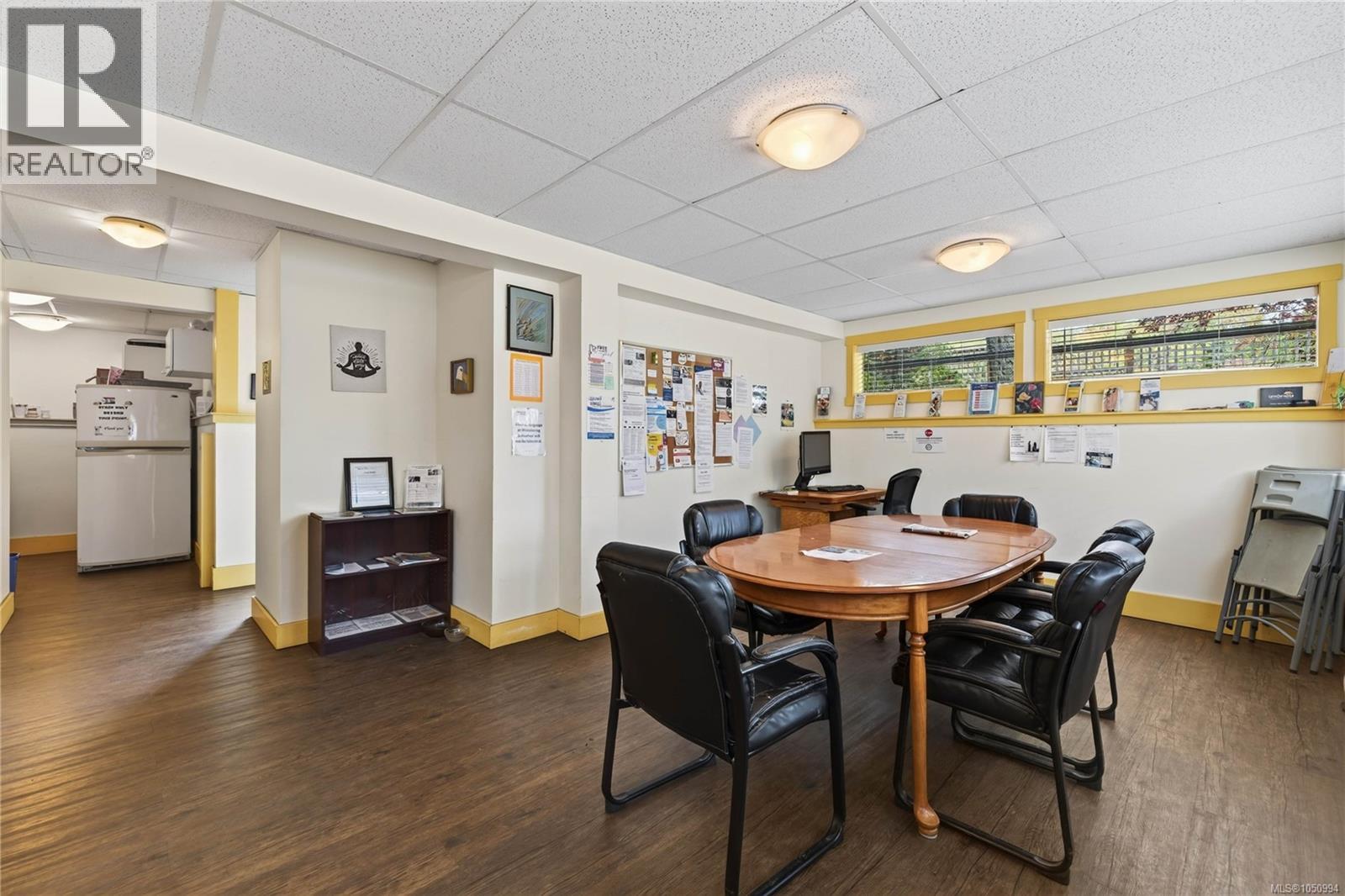 129 Hereford Ave