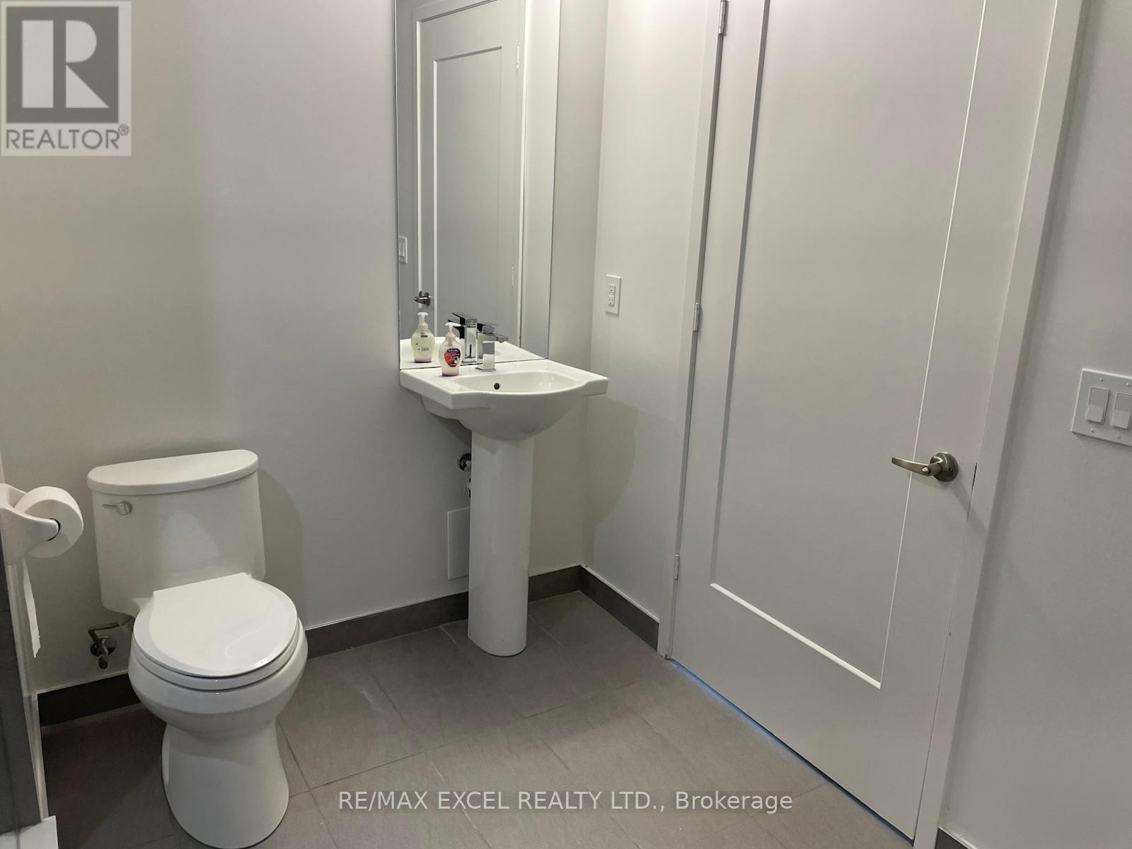 914 SE - 60 Princess Street, Toronto, Ontario  M5A 2C7 - Photo 31 - C13856704