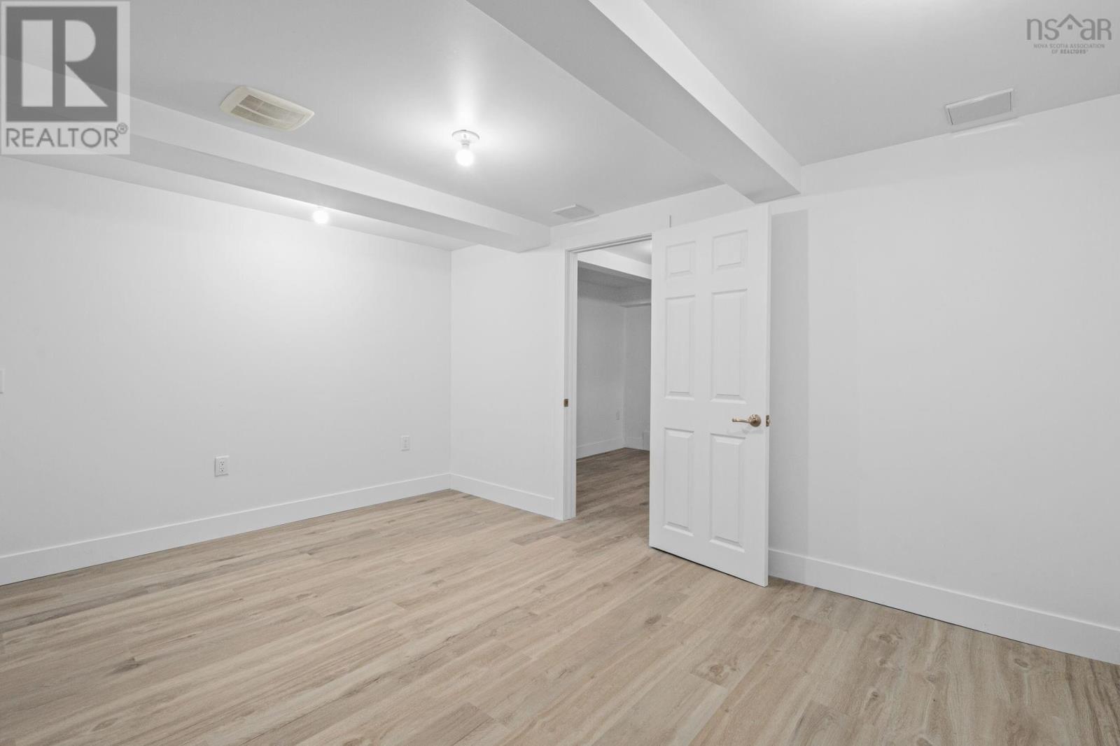 44 Courtney Road, Dartmouth, Nova Scotia  B3A 4B8 - Photo 27 - 202624942