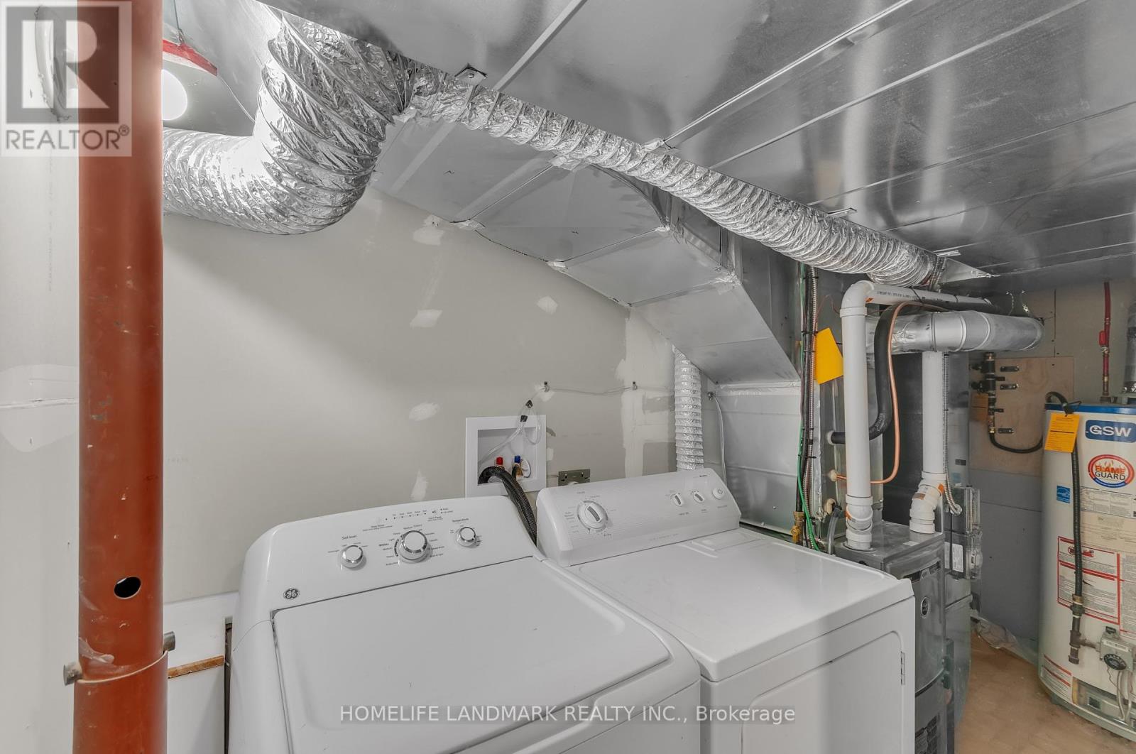 26 Queensdale Avenue, Toronto, Ontario  M4J 1X9 - Photo 24 - E13856682