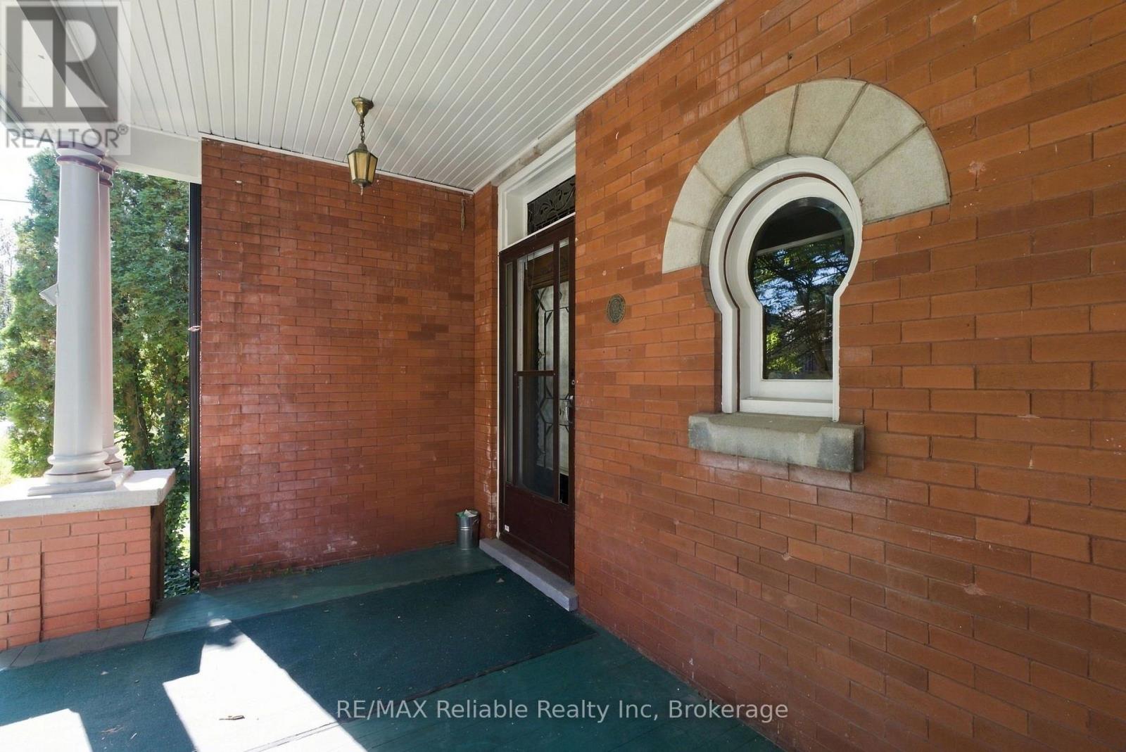 19 Sparling Street, Huron East, Ontario  N0K 1W0 - Photo 9 - X13856490