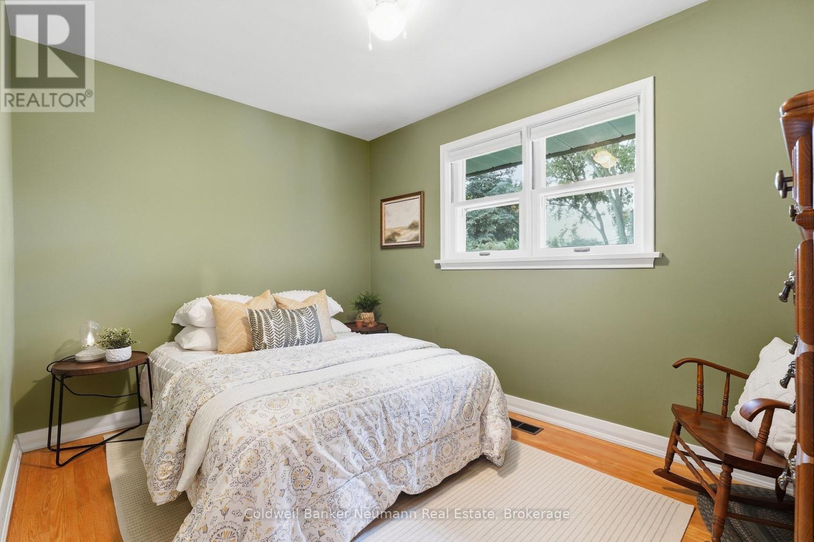 82 Knightswood Boulevard, Guelph, Ontario  N1E 3W7 - Photo 12 - X13856524