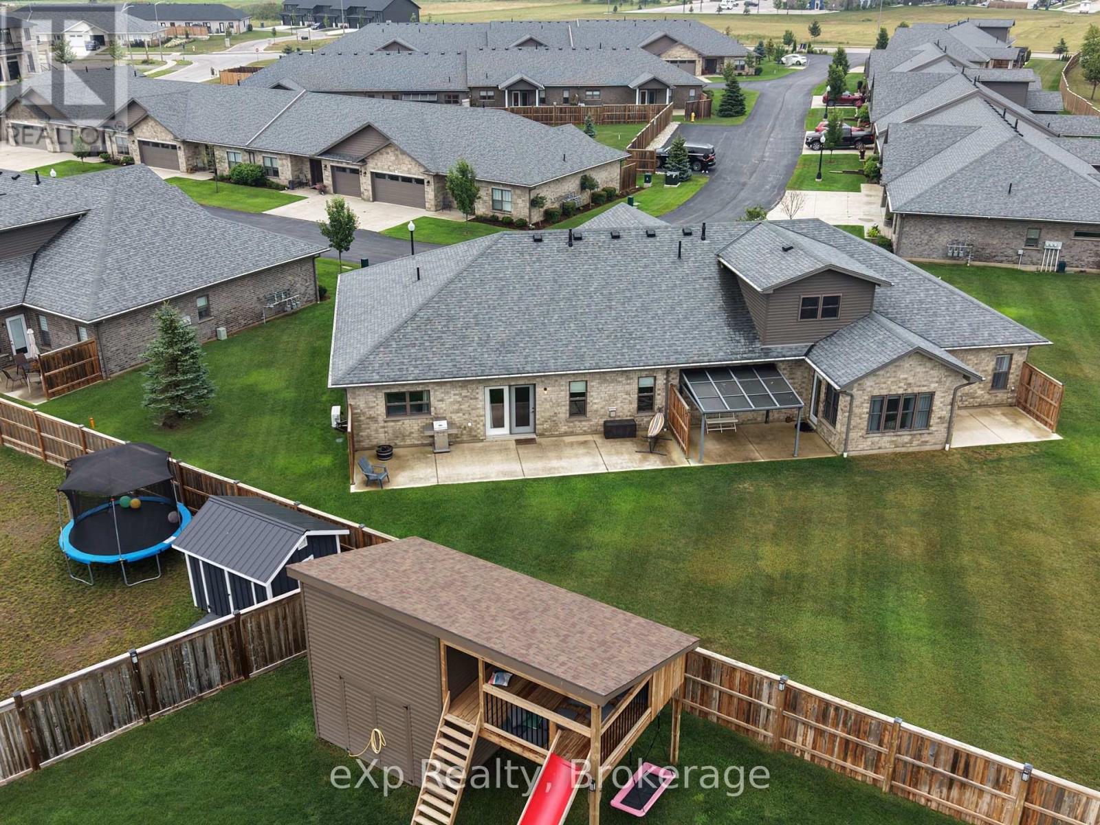 11-1050 Waterloo Street, Saugeen Shores, Ontario  N0H 2C3 - Photo 17 - X13856702