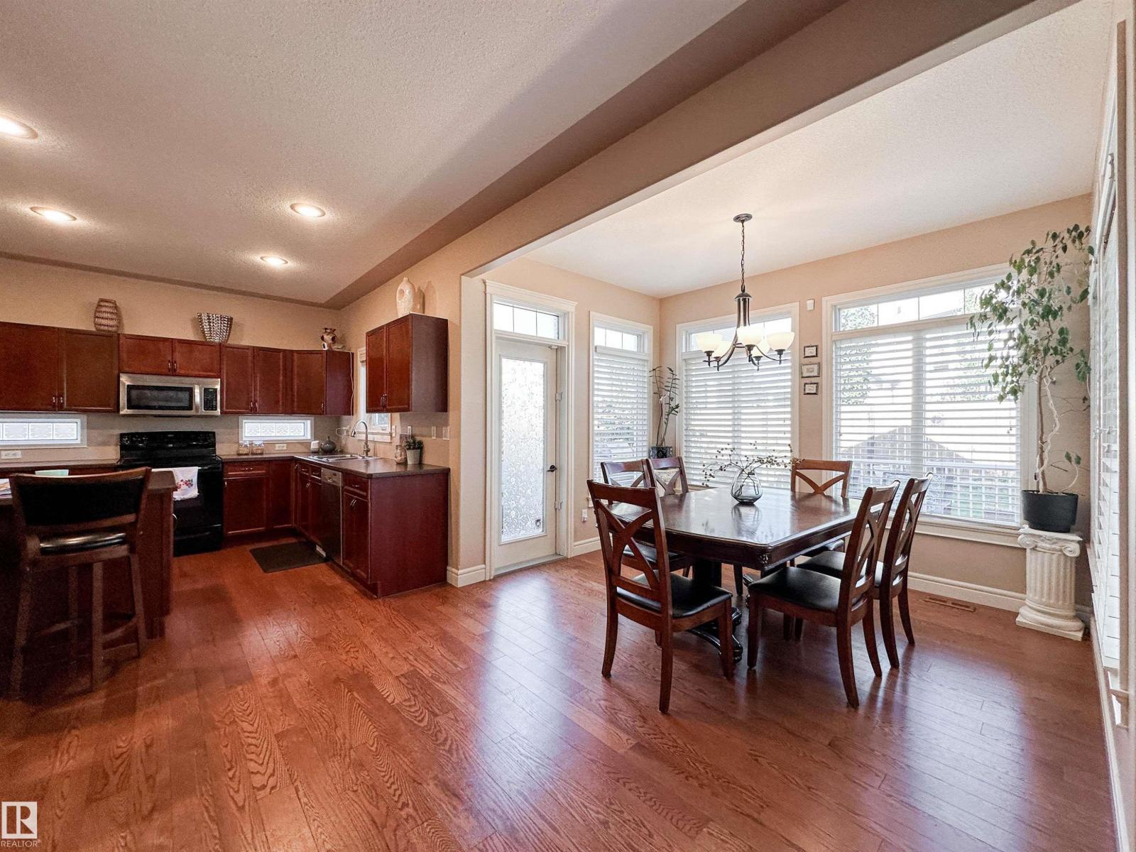 16 NORMANDEAU CR