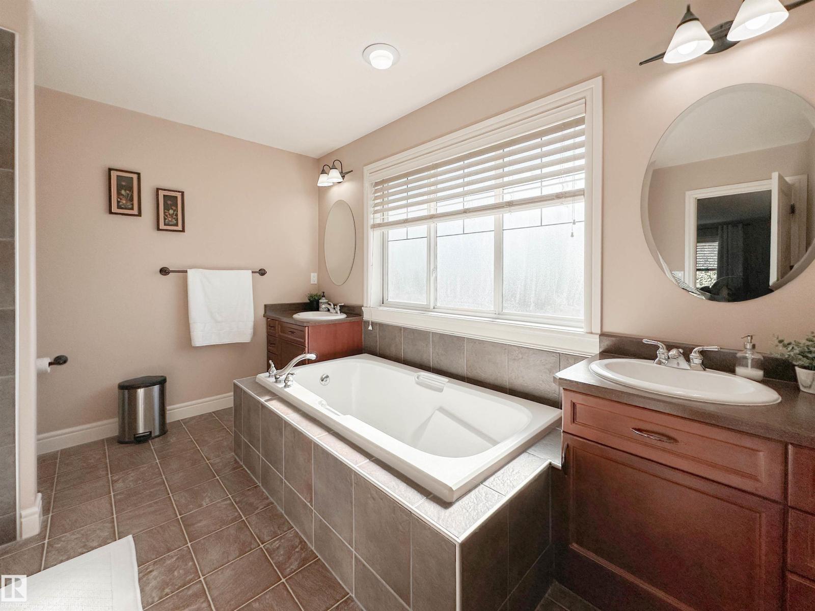 16 NORMANDEAU CR
