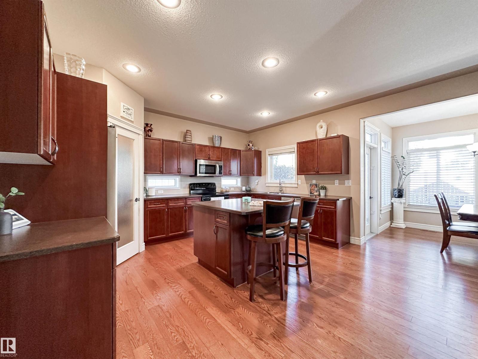 16 NORMANDEAU CR