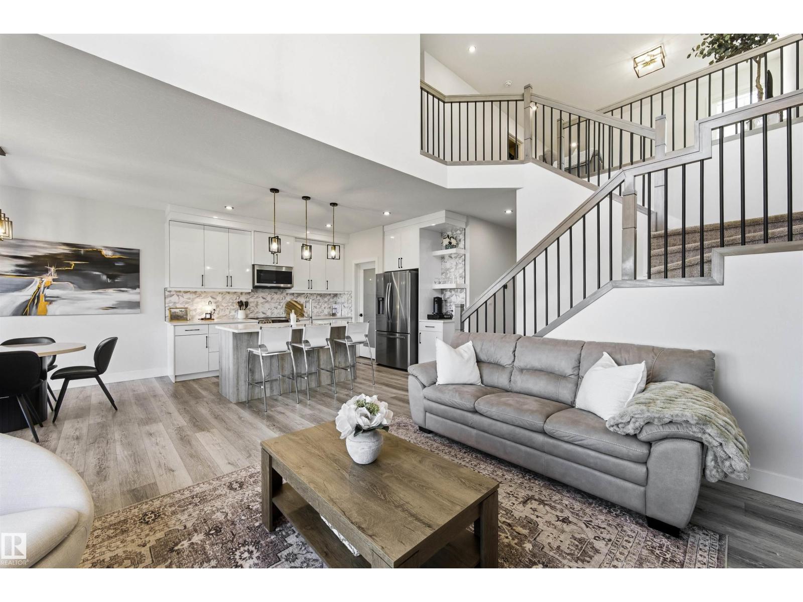 93 SPRINGBROOK WD