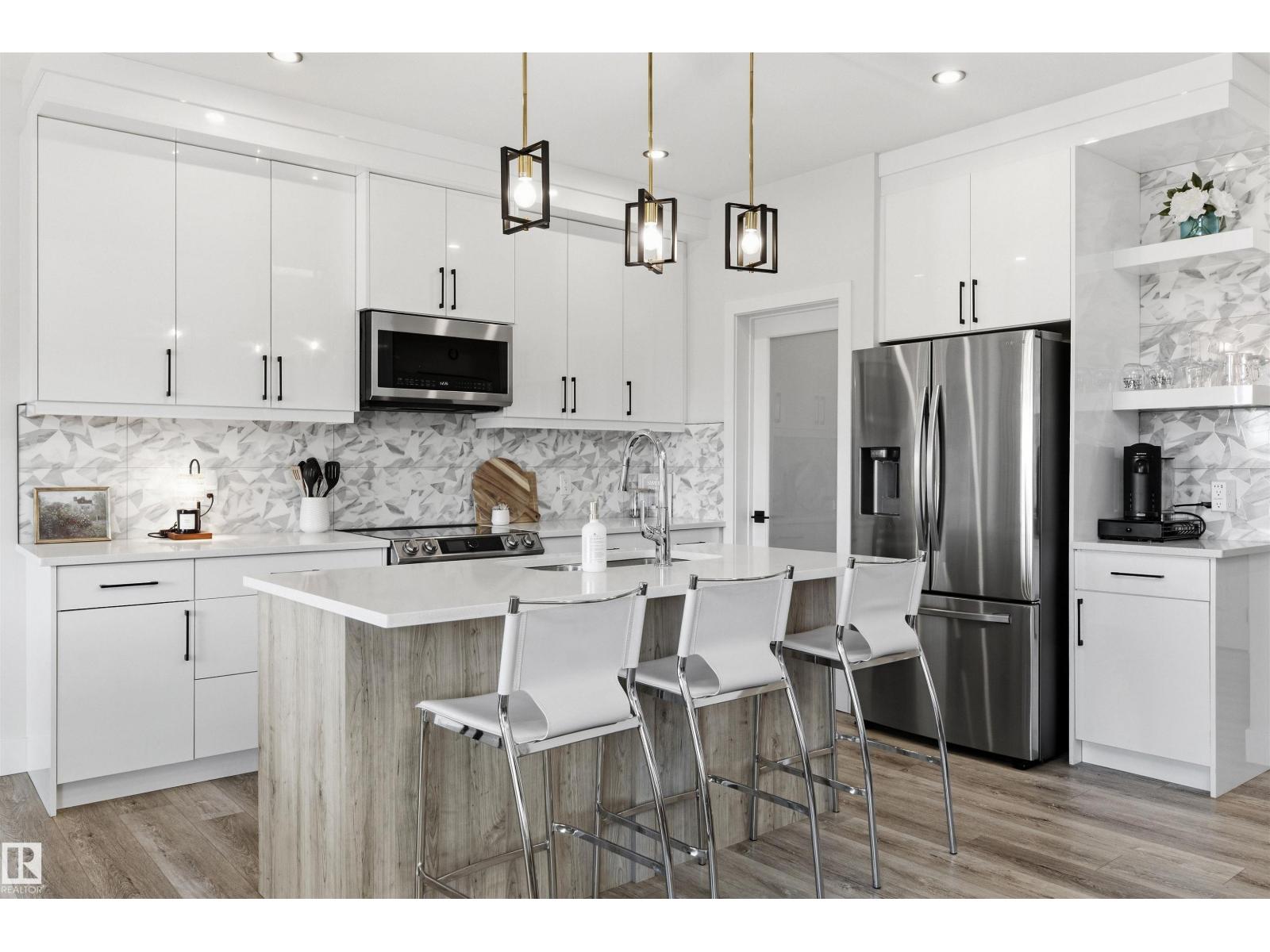 93 SPRINGBROOK WD