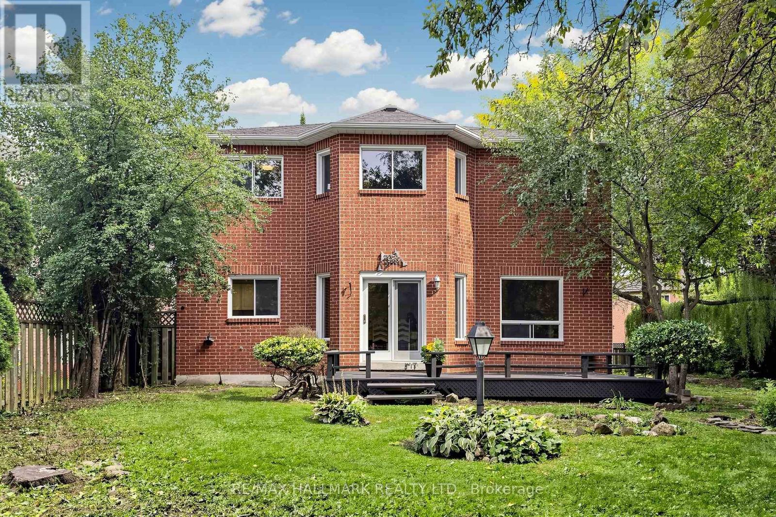 10 Driftwood Court, Richmond Hill, Ontario  L4E 3K8 - Photo 24 - N13856468