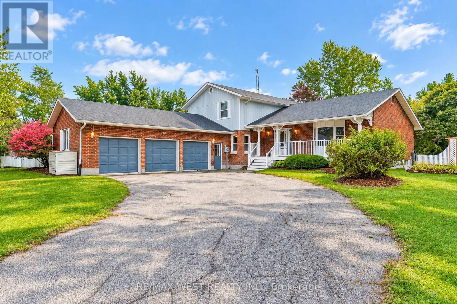 24 Smith Drive, Uxbridge, Ontario  L0C 1E0 - Photo 3 - N13856602