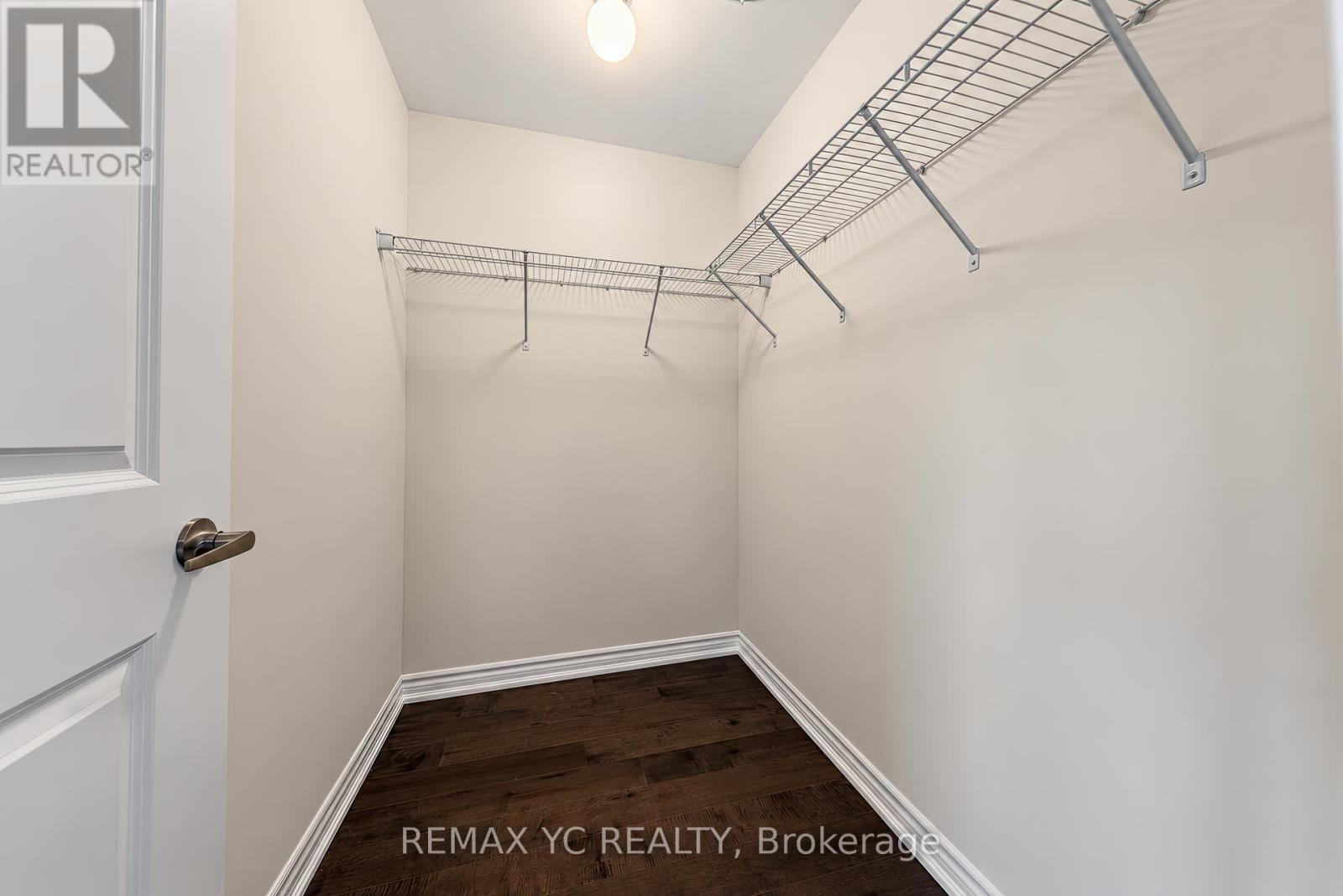 126 Durham Avenue, Barrie, Ontario  L9J 0W7 - Photo 22 - S13856492