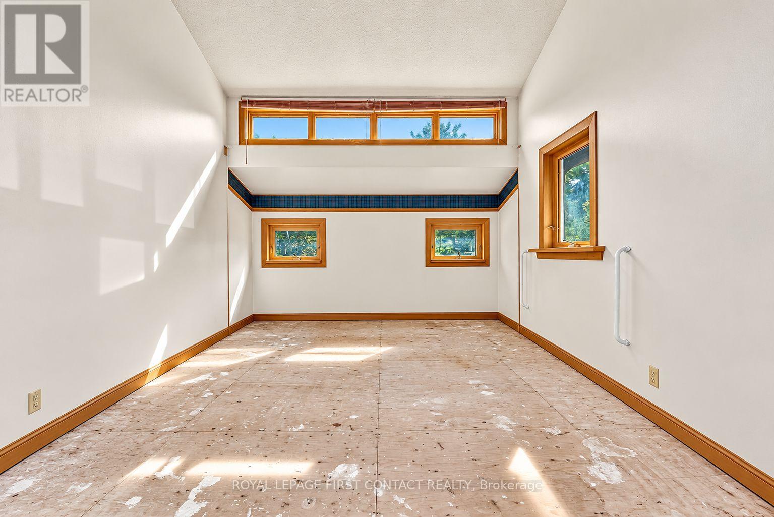 2 Briarwood Court, Springwater, Ontario  L0L 1X0 - Photo 16 - S13856532