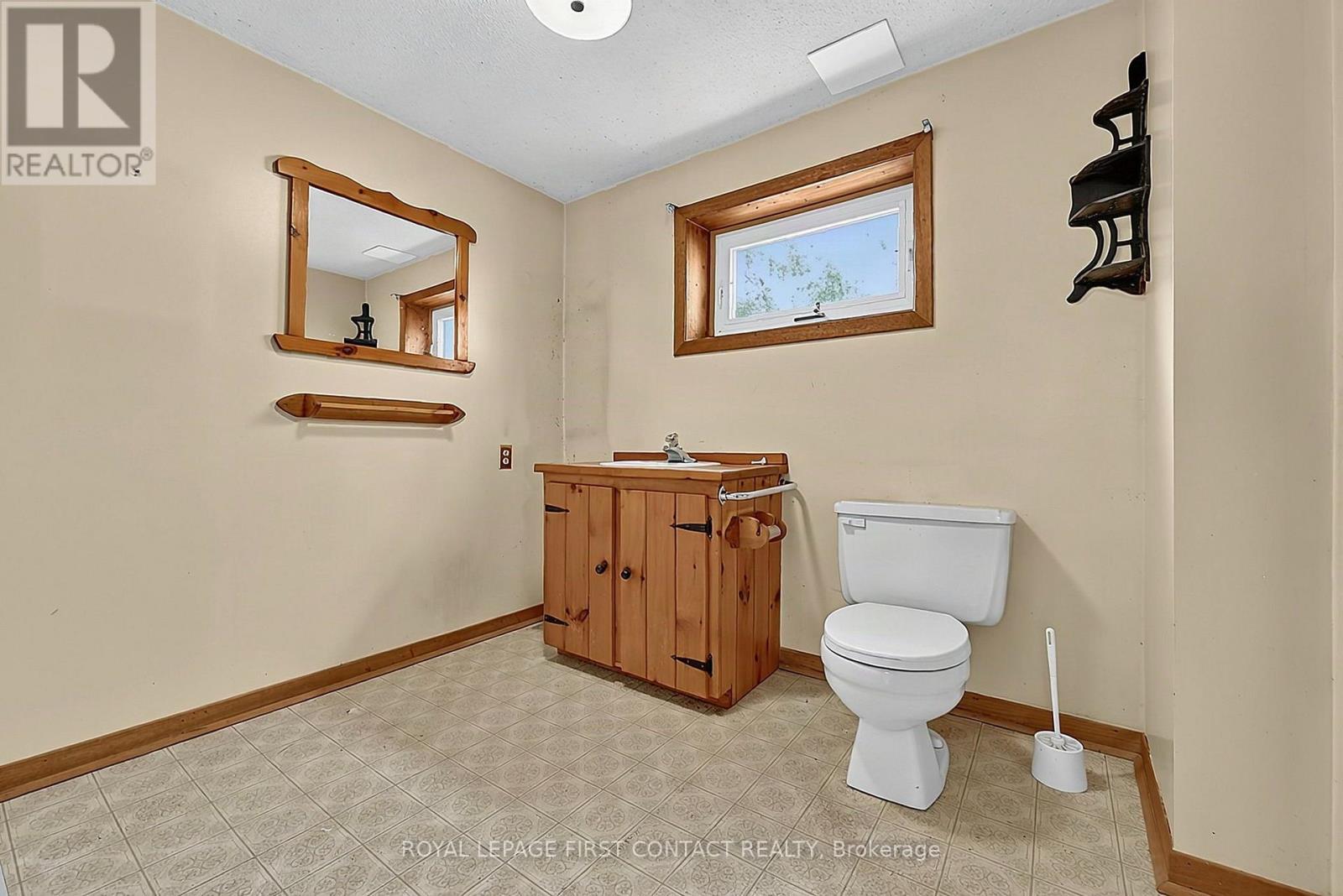 2 Briarwood Court, Springwater, Ontario  L0L 1X0 - Photo 23 - S13856532