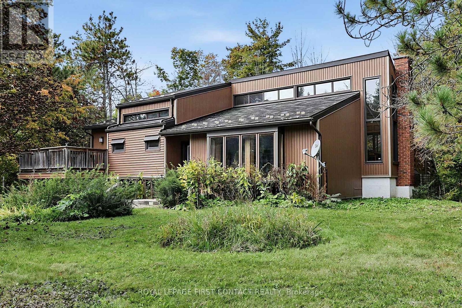 2 Briarwood Court, Springwater, Ontario  L0L 1X0 - Photo 3 - S13856532