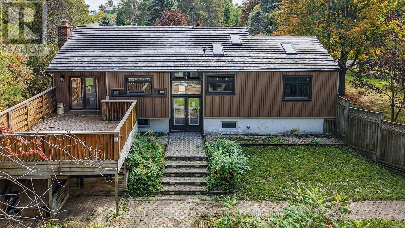 2 Briarwood Court, Springwater, Ontario  L0L 1X0 - Photo 7 - S13856532
