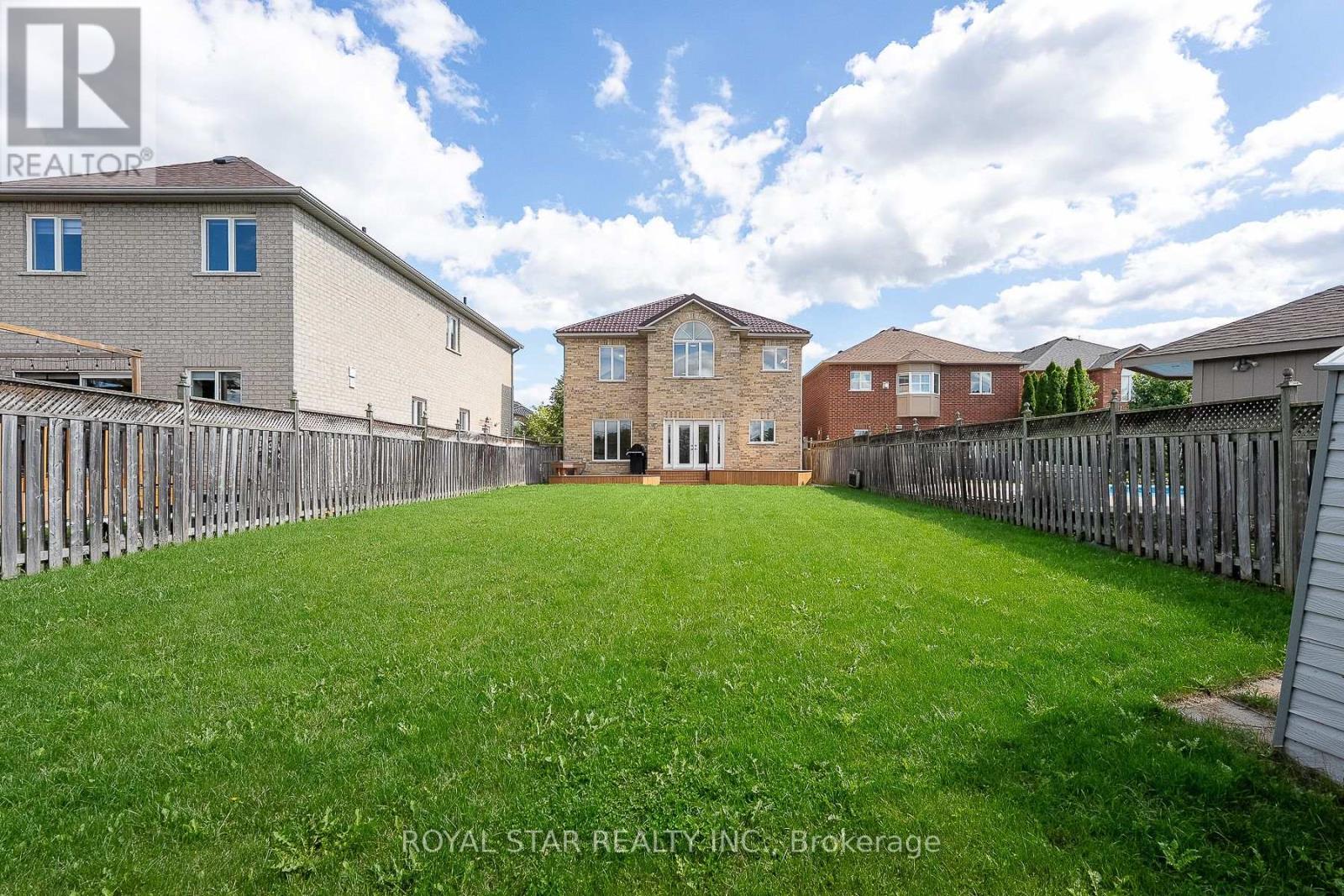 6782 Kazoo Court, Mississauga, Ontario  L5W 1T4 - Photo 12 - W13856560