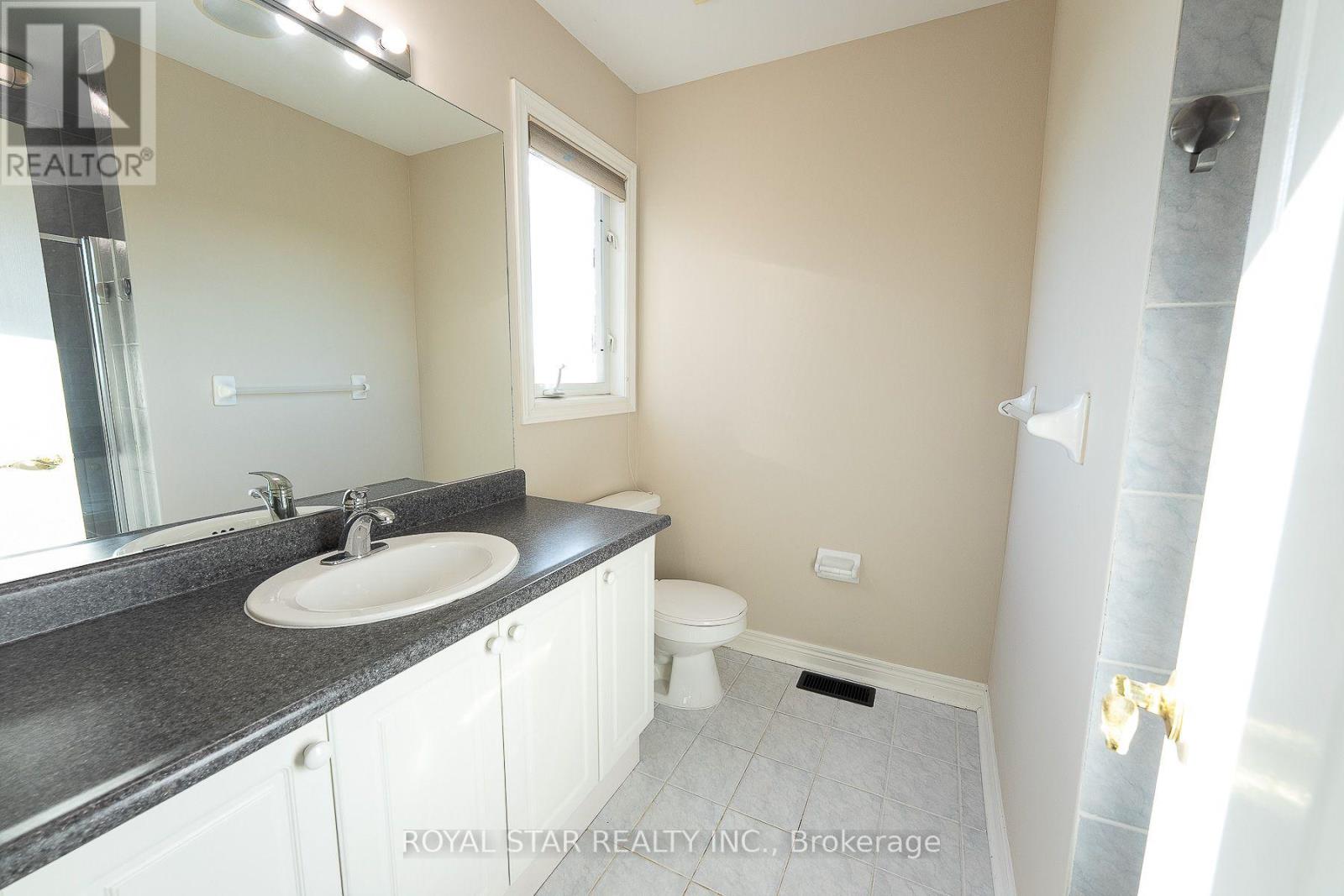 6782 Kazoo Court, Mississauga, Ontario  L5W 1T4 - Photo 29 - W13856560