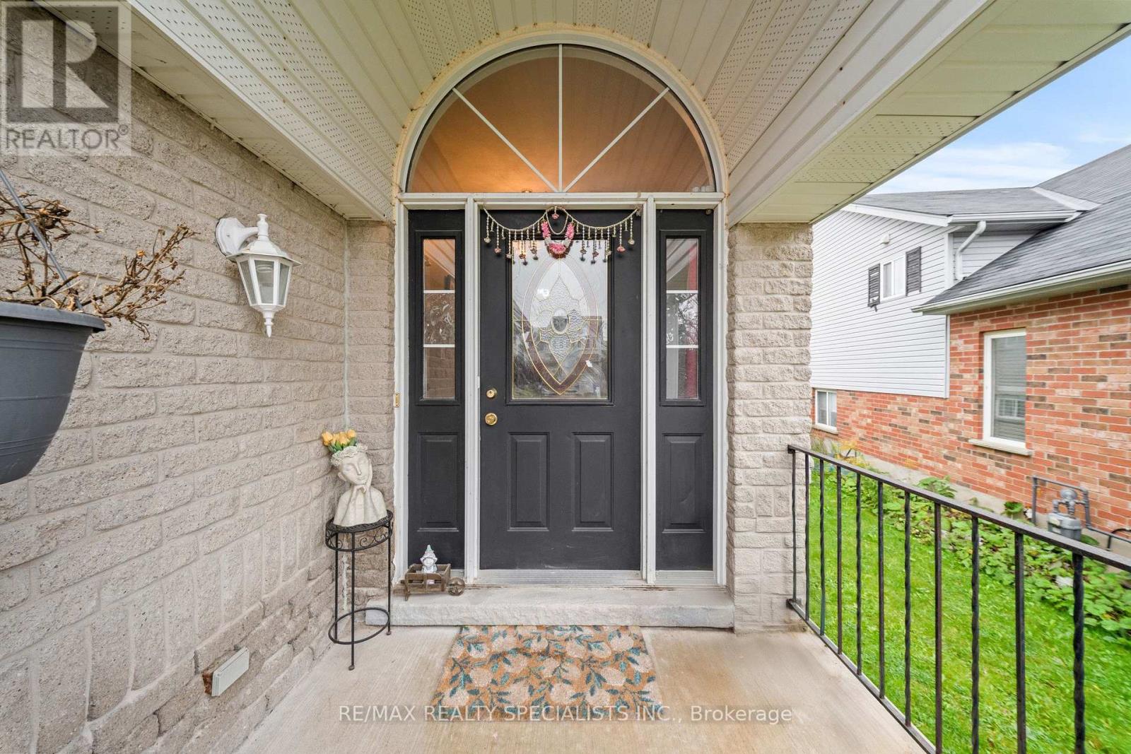 43 Hunter Road, Orangeville, Ontario  L9W 5C6 - Photo 4 - W13856632