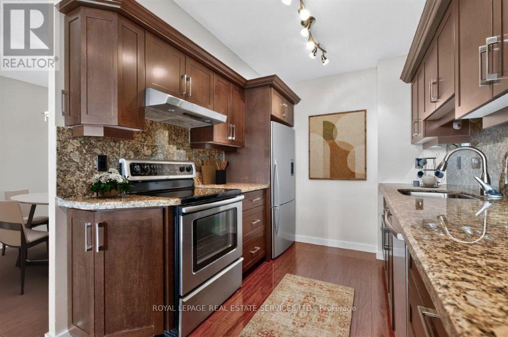2206 - 1320 Islington Avenue, Toronto, Ontario  M9A 5C6 - Photo 6 - W13856686