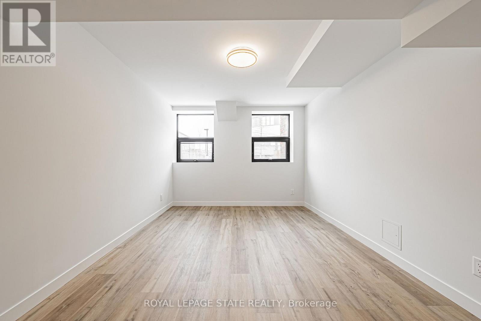 102 - 555 Sanatorium Road, Hamilton, Ontario  L9C 2B1 - Photo 11 - X13856654