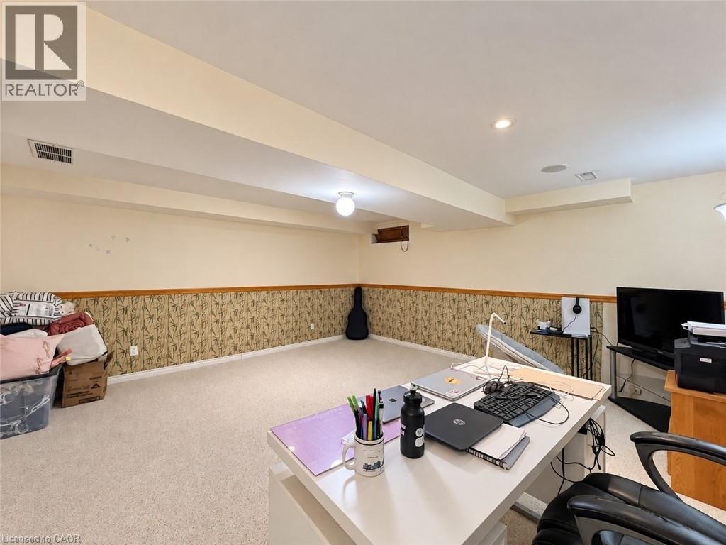 208 Activa Avenue, Kitchener, Ontario  N2E 3T8 - Photo 8 - 40865177