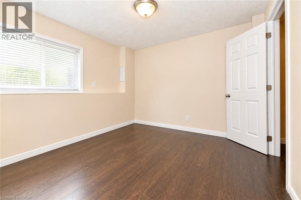 23 Howe Drive Unit# 8, Kitchener, Ontario  N2E 1J3 - Photo 10 - 40854660