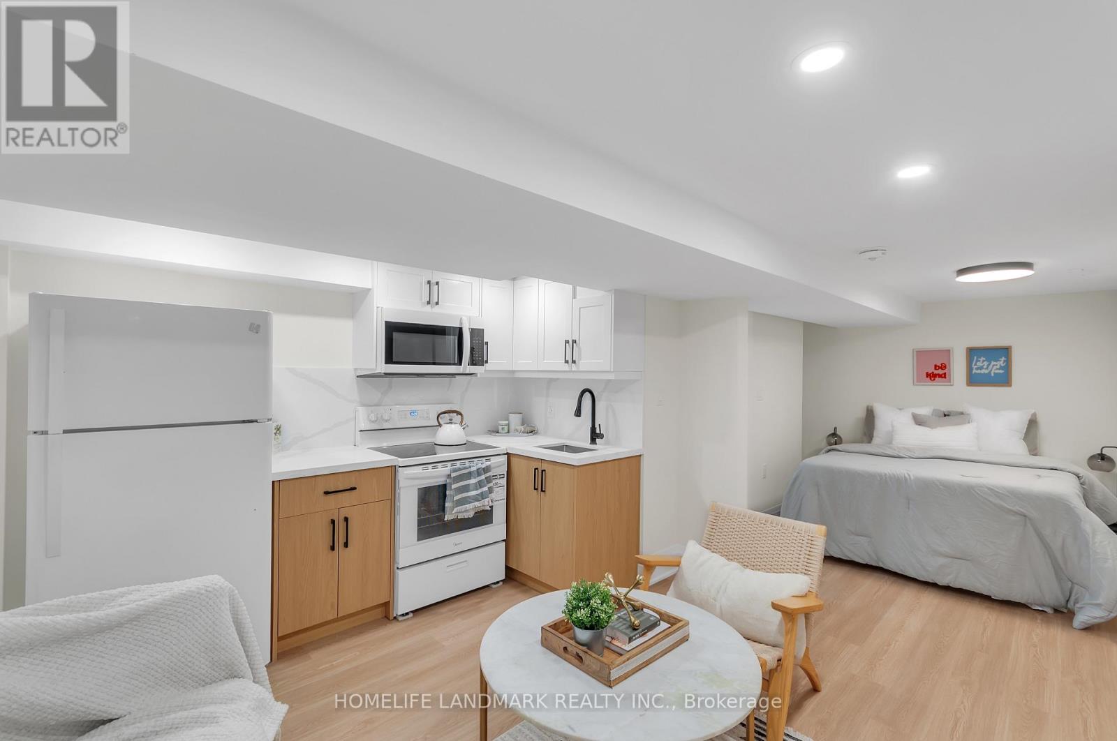 26 Queensdale Avenue, Toronto, Ontario  M4J 1X9 - Photo 21 - E13856682