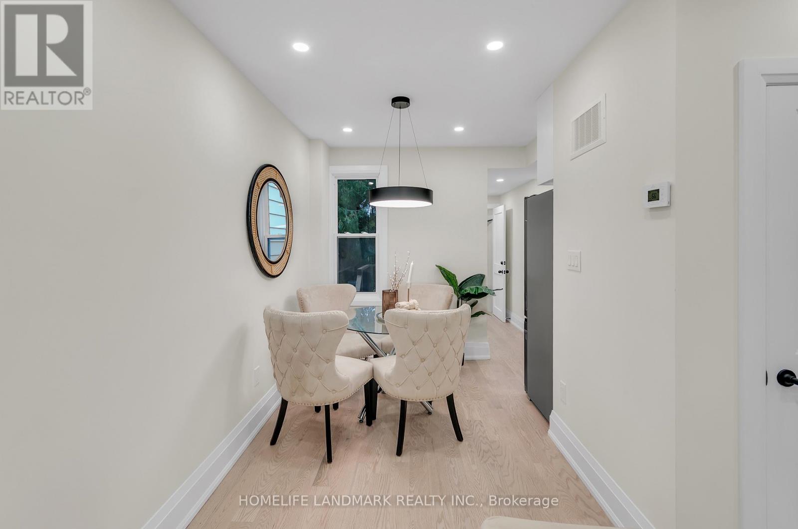 26 Queensdale Avenue, Toronto, Ontario  M4J 1X9 - Photo 9 - E13856682