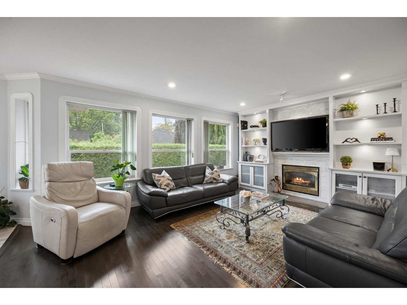 18063 99A AVENUE