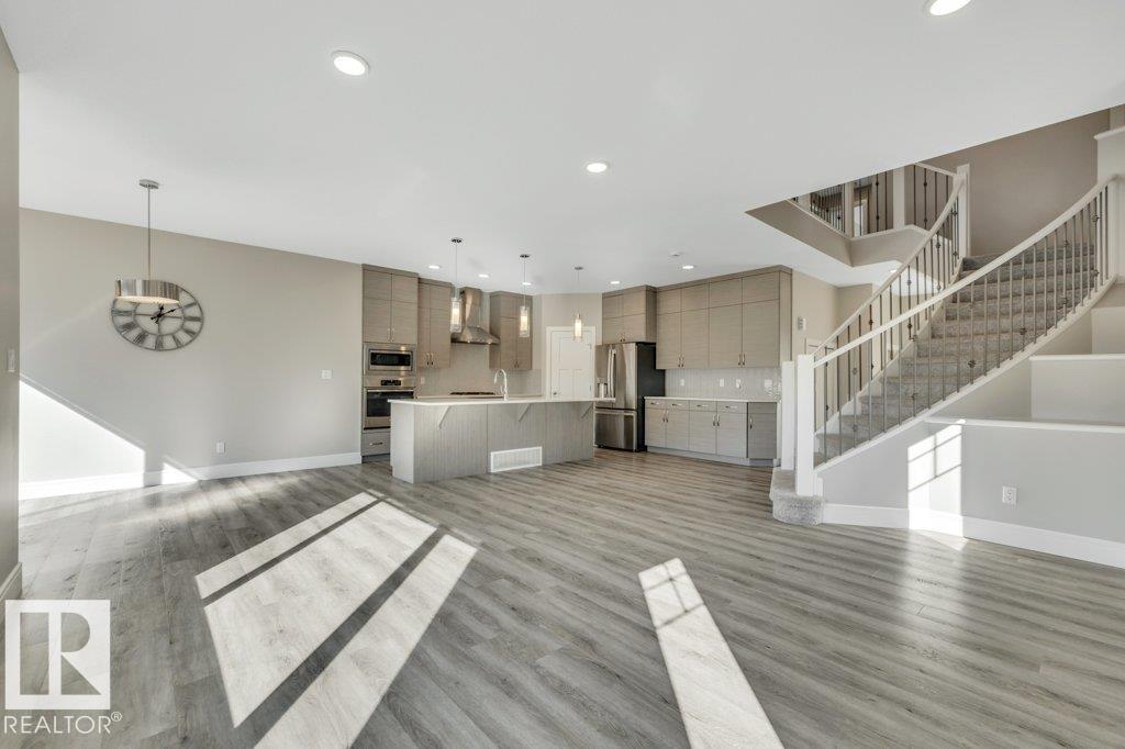 2083 PRICE LANDING LD SW