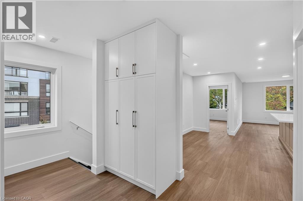 332 King Street W Unit# 5, Dundas, Ontario  L9H 1W6 - Photo 6 - 40857437