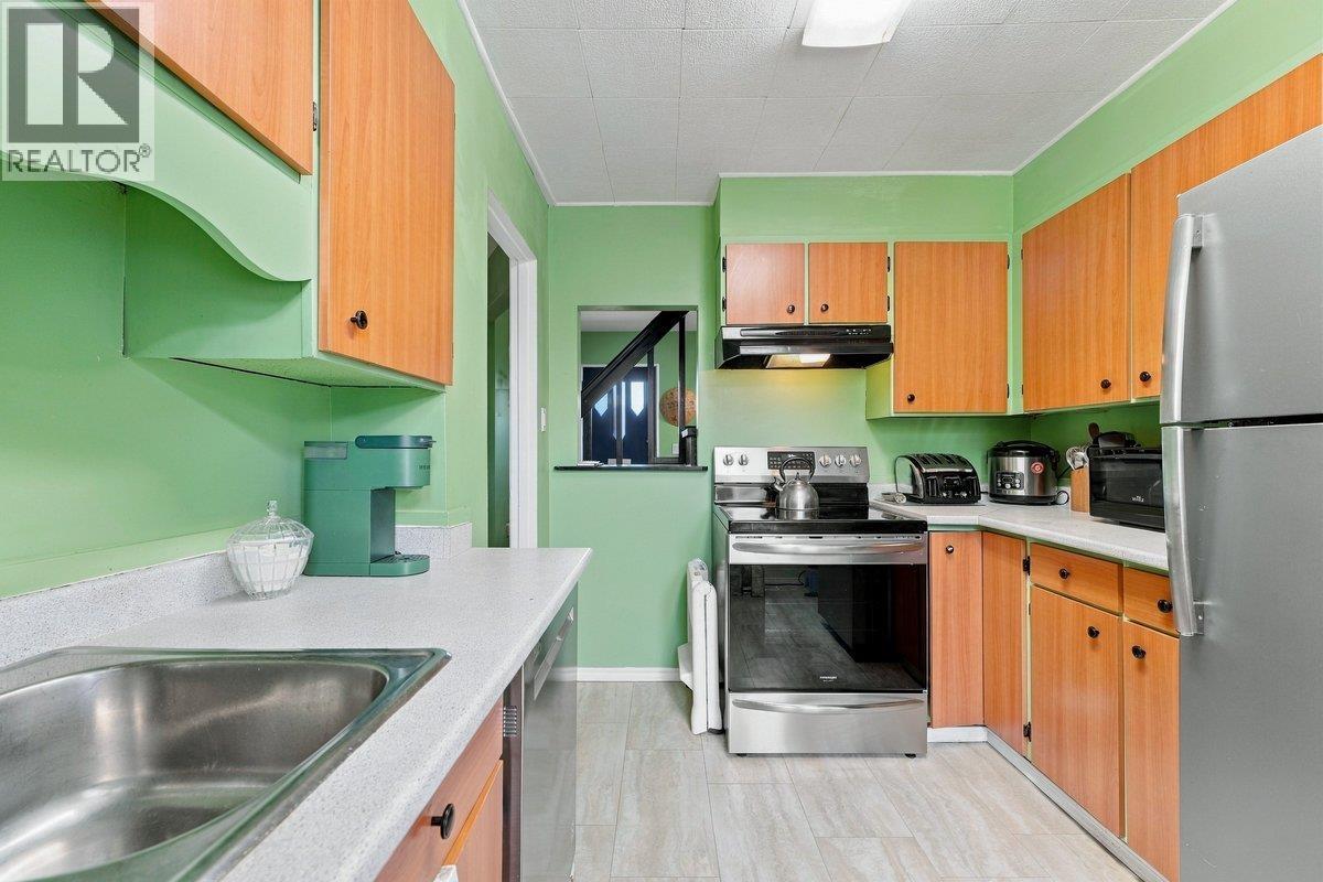 211 Douglas Crescent, Richmond, British Columbia  V7B 1E4 - Photo 8 - R3163960