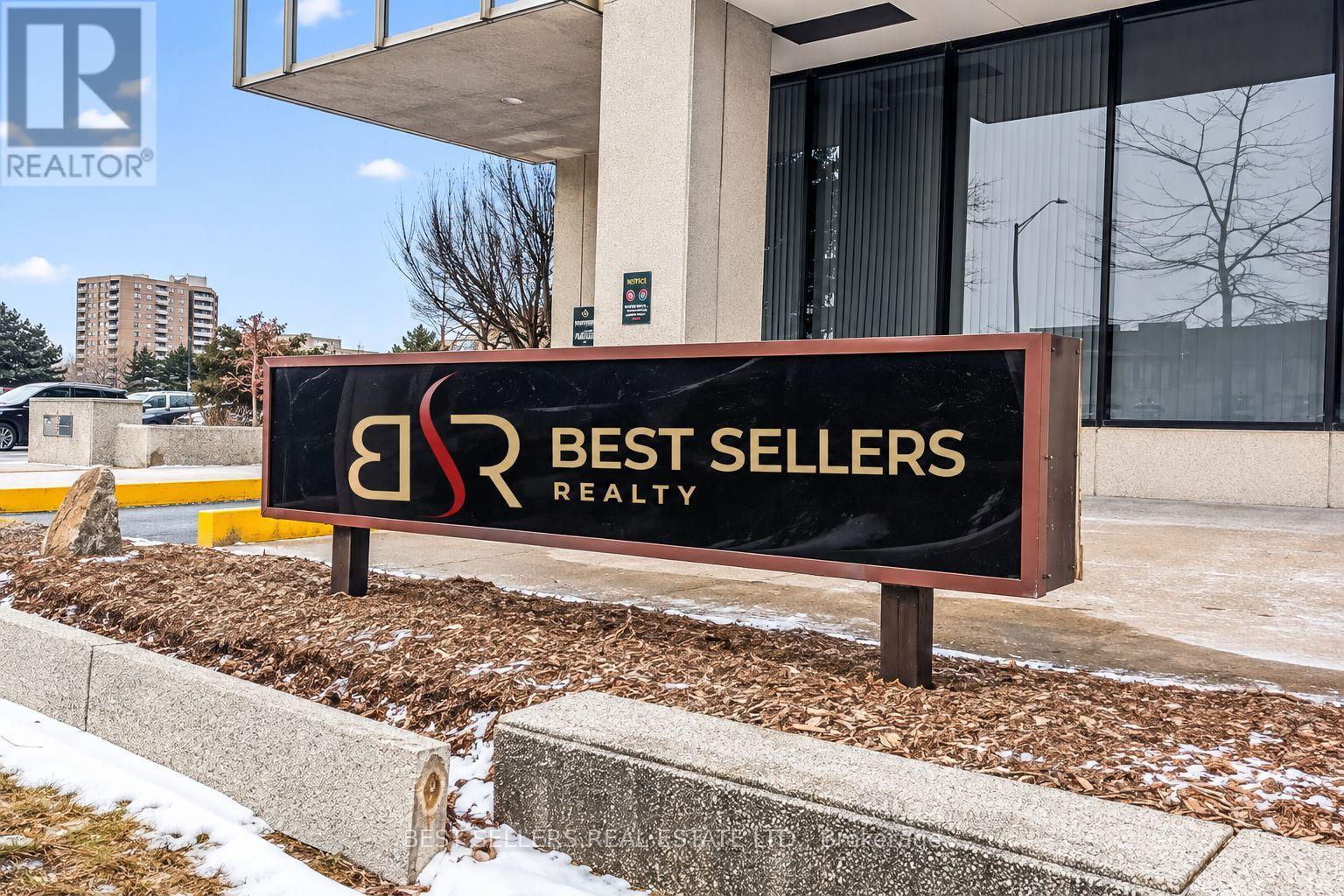 150 - 4 ROBERT SPECK PARKWAY, Mississauga, Ontario