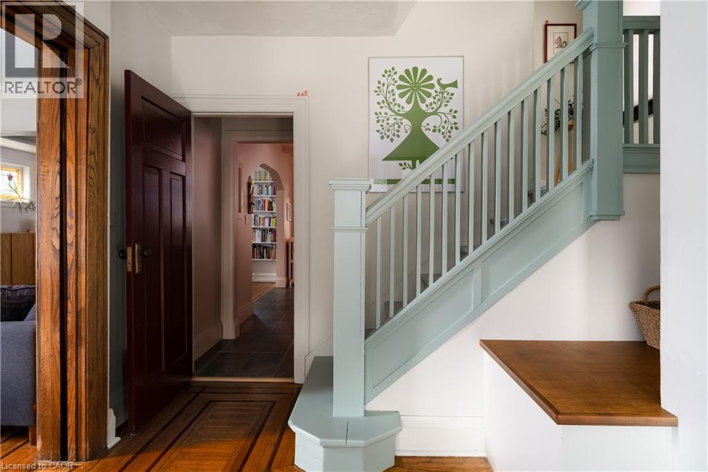 14 Prospect Street S, Hamilton, Ontario  L8M 2Z1 - Photo 4 - 40868622